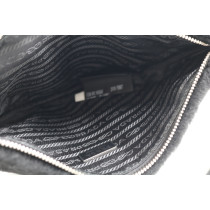 Prada Triangle Pelliccia Sintetica Nera