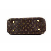 Louis Vuitton Montaigne Monogram