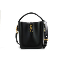 Saint Laurent Le 37 Small Pelle Lucida Nera