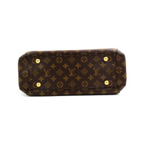 Louis Vuitton Montaigne MM Monogram