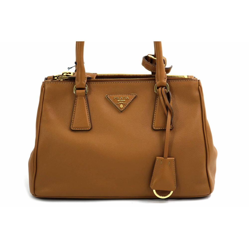 Prada Galleria Media Pelle di Vitello Biscotto