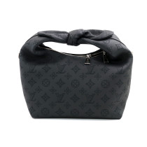 Louis Vuitton Why Knot PM Pelle Nera