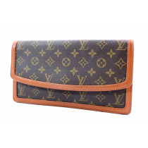 Louis Vuitton Bustina Vintage Monogram