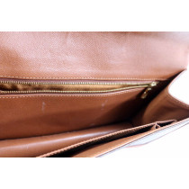 Louis Vuitton Bustina Vintage Monogram