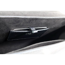 Louis Vuitton Twist MM Epi Noir