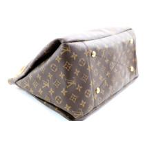 Louis Vuitton Artsy Monogram