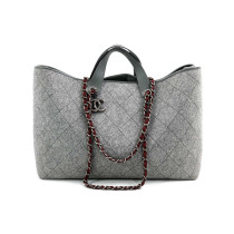 Chanel Shopping Lana Grigia