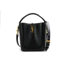 Saint Laurent Le 37 Small Pelle Lucida Nera