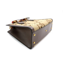 Gucci Diana GG Jumbo Beige