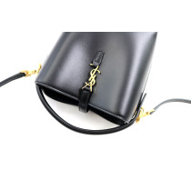 Saint Laurent Le 37 Pelle Nera