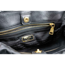 Prada Shopping Pelle Impunturata Nera