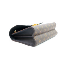 Louis Vuitton Victoire Monogram