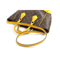 Louis Vuitton Phoenix PM Monogram
