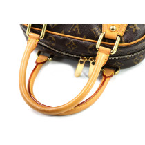 Louis Vuitton Manhattan Monogram