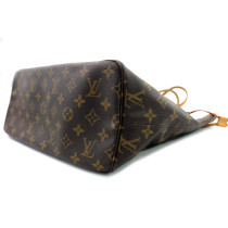 Louis Vuitton Neverfull MM Monogram