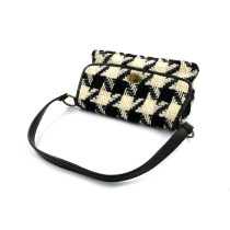 Miu Miu Shopping Lana Bianca e Nera