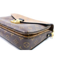 Louis Vuitton Metis Reverse Monogram