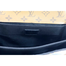 Louis Vuitton Metis Reverse Monogram