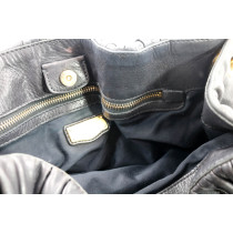 Miu Miu Shopping Pelle Nera