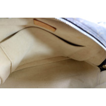 Louis Vuitton Manhattan PM Monogram