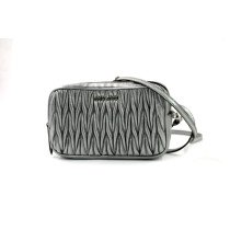 Miu Miu Pochette Pelle Matelassè Cromo