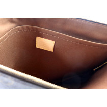 Louis Vuitton Pochette Voyage Monogram