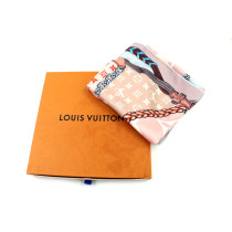 Louis Vuitton Foulard Seta Rosa Multicolor