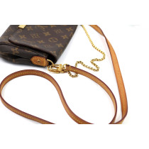 Louis Vuitton Favorite PM Monogram