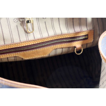 Louis Vuitton Delightful Monogram