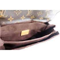 Louis Vuitton Metis Monogram