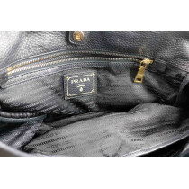Prada Shopping Pelle Nero