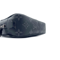 Louis Vuitton Trousse Pelle Nera