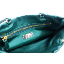 Prada Pochette Raso Verde
