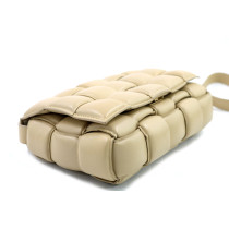 Bottega Veneta Cassette Pelle Crema