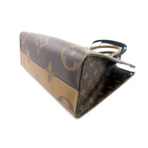 Louis Vuitton OnTheGo MM Monogram Reverse