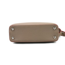 Louis Vuitton Capucines Pelle Beige