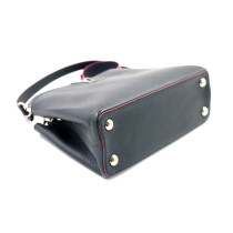 Louis Vuitton Capucines Pelle Blu