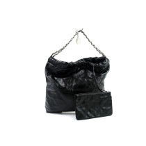 Chanel 22 Media Pelle Nera