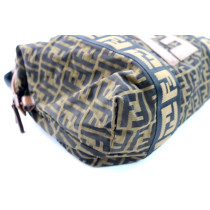 펜디 주카 브라운 여행 가방