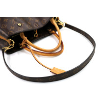 Louis Vuitton Montaigne MM Monogram