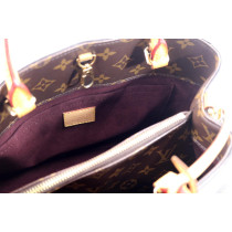 Louis Vuitton Montaigne MM Monogram