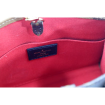 Louis Vuitton Onthego BB Monogram