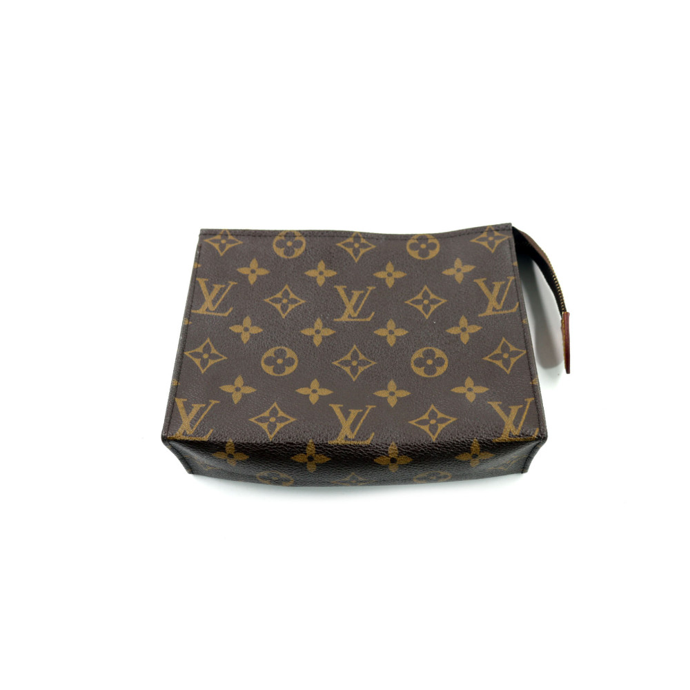 Louis Vuitton Trousse Toilette Monogram
