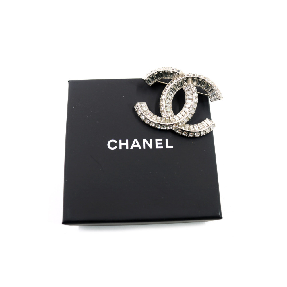 Chanel Spilla Metallo e Cristalli Argento