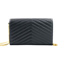 Saint Laurent Cassandre Chain Pelle Nera