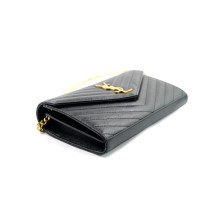 Saint Laurent Cassandre Chain Pelle Nera