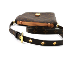 Louis Vuitton Metis Monogram