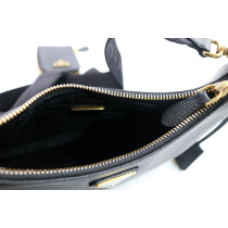 Prada Re Edition 2005 Pelle Nera