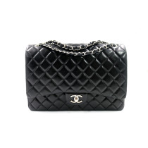 Chanel Maxi Jumbo Pelle Nera
