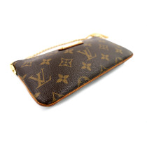 Louis Vuitton Pochette Milla Monogram